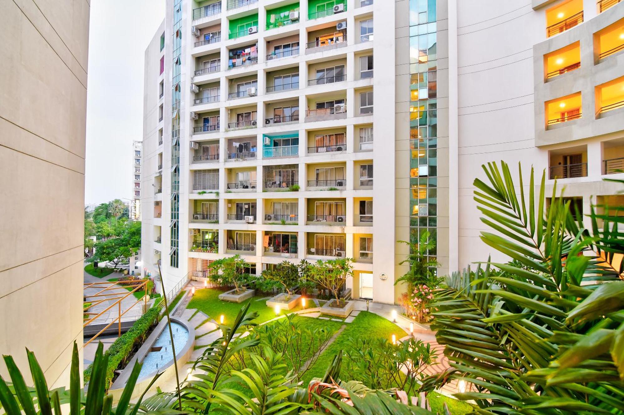 Hotel Urban Asia Calcutta Exteriör bild